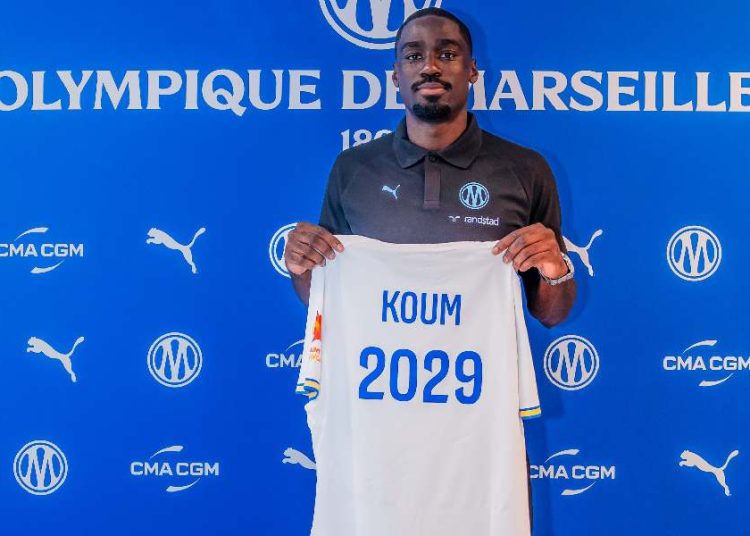 Alexi Koum prolonge son aventure avec l’Olympique de Marseille